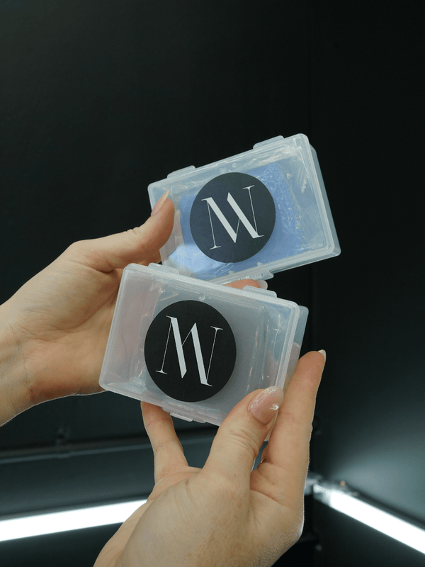 2 clay bars on a black background